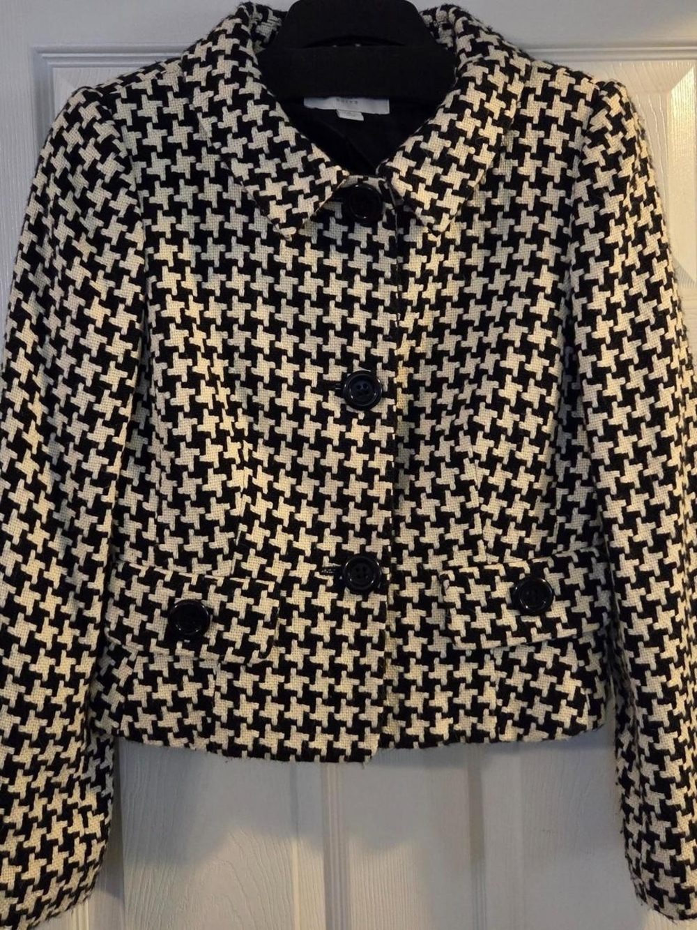 Liz Claiborne Black and White Houndstooth Button Blazer